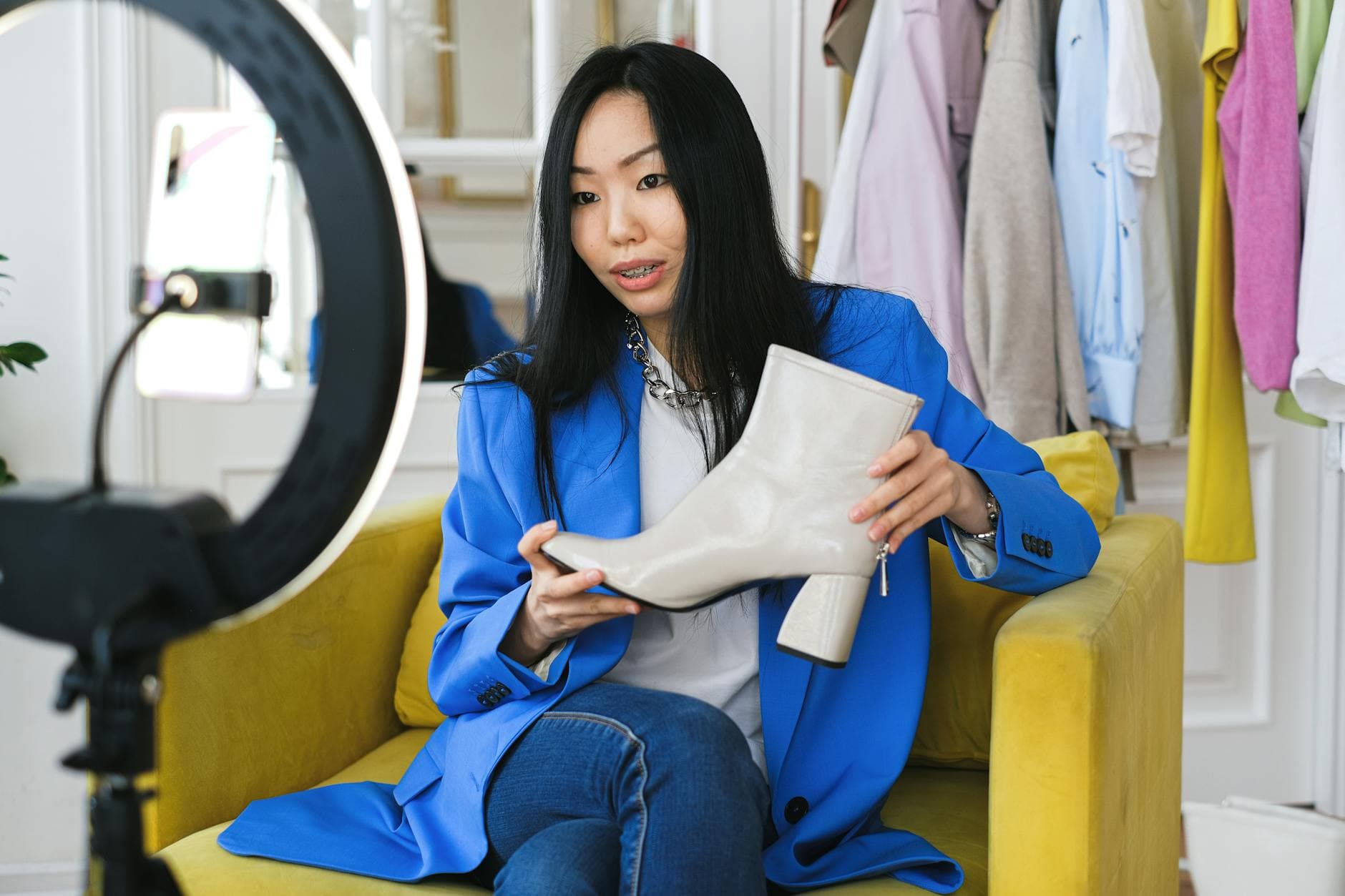 Customer reviews boosting small business reputation and credibility